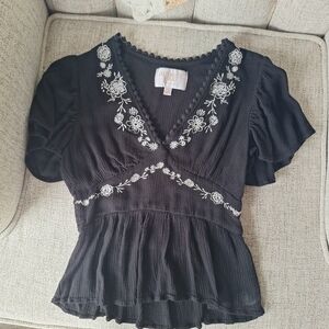 Audrey Parks Black Embroidered Women's Top Xs Francesca's NWOT